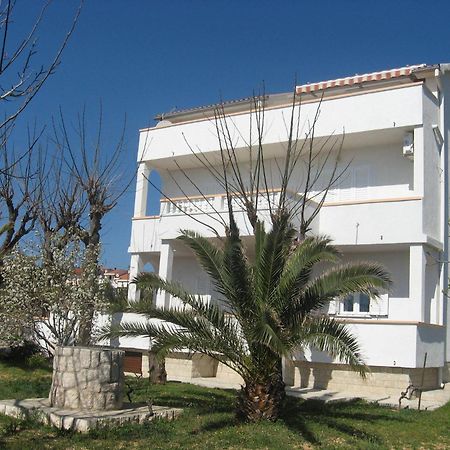 Apartments Frane-20M From Beach Barbat na Rabu エクステリア 写真